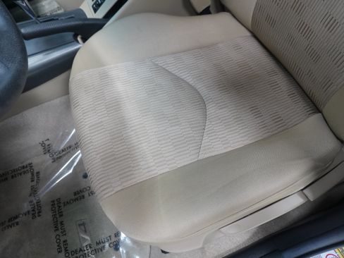 Used 2012 Toyota RAV4 FWD w/ Value Pkg image 12