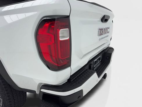 Used 2024 GMC Canyon AT4 w/ AT4 Premium Package image 11