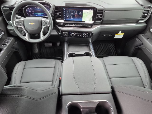 New 2026 Chevrolet Silverado 2500 LTZ w/ LTZ Premium Package AWD/4WD image 8