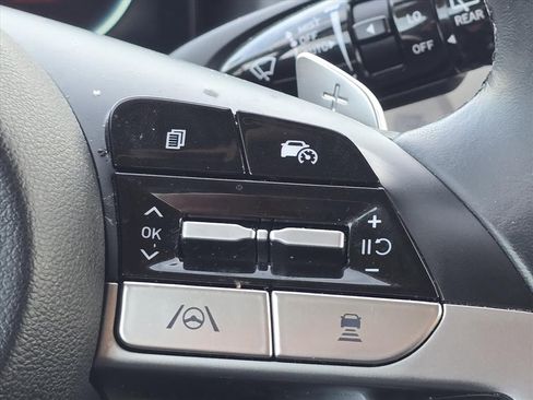 Used 2024 Hyundai Tucson Limited image 25