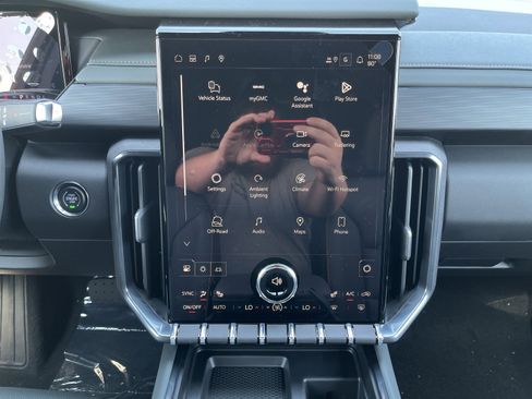 New 2026 GMC Acadia AT4 image 27