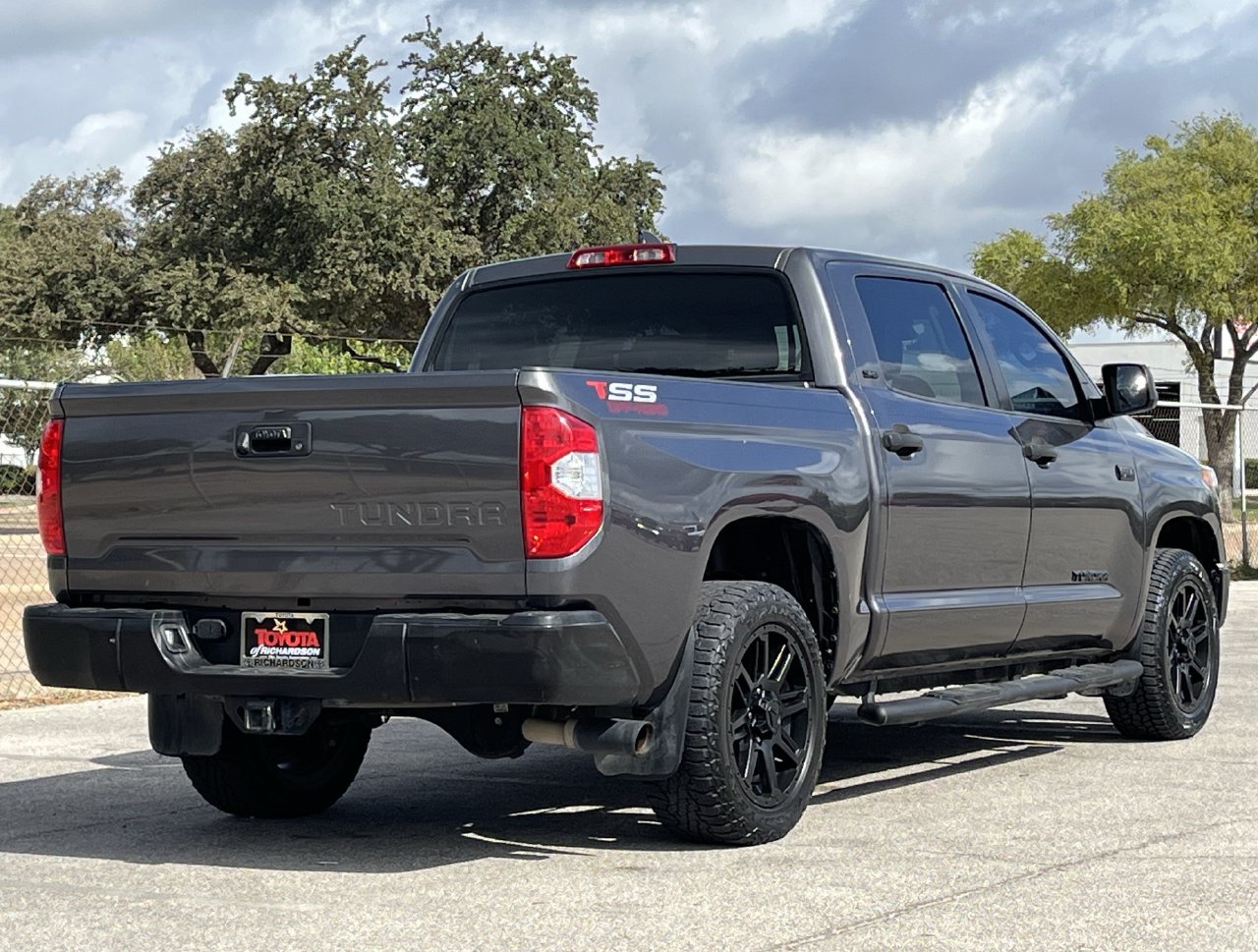 Used 2020 Toyota Tundra SR5 w/ SR5 Leather Package RWD image 4