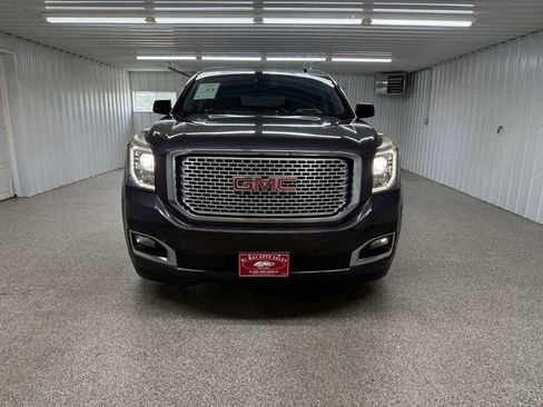 Used 2017 GMC Yukon XL Denali w/ Open Road Package AWD/4WD image 3