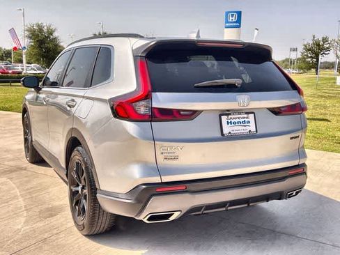 Certified 2025 Honda CR-V Sport image 5