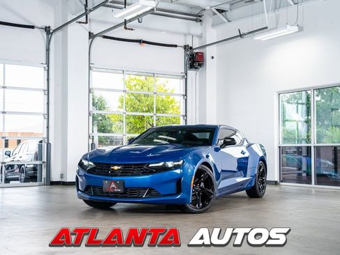 Used 2022 Chevrolet Camaro LT image 1