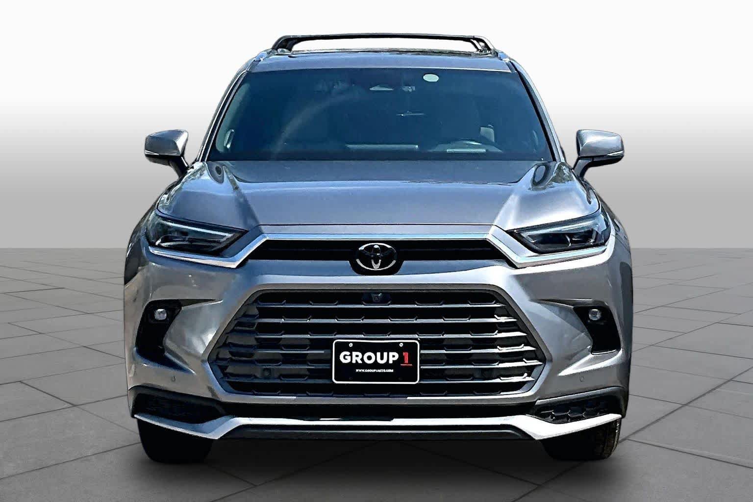 Used 2026 Toyota Grand Highlander AWD Hybrid image 4