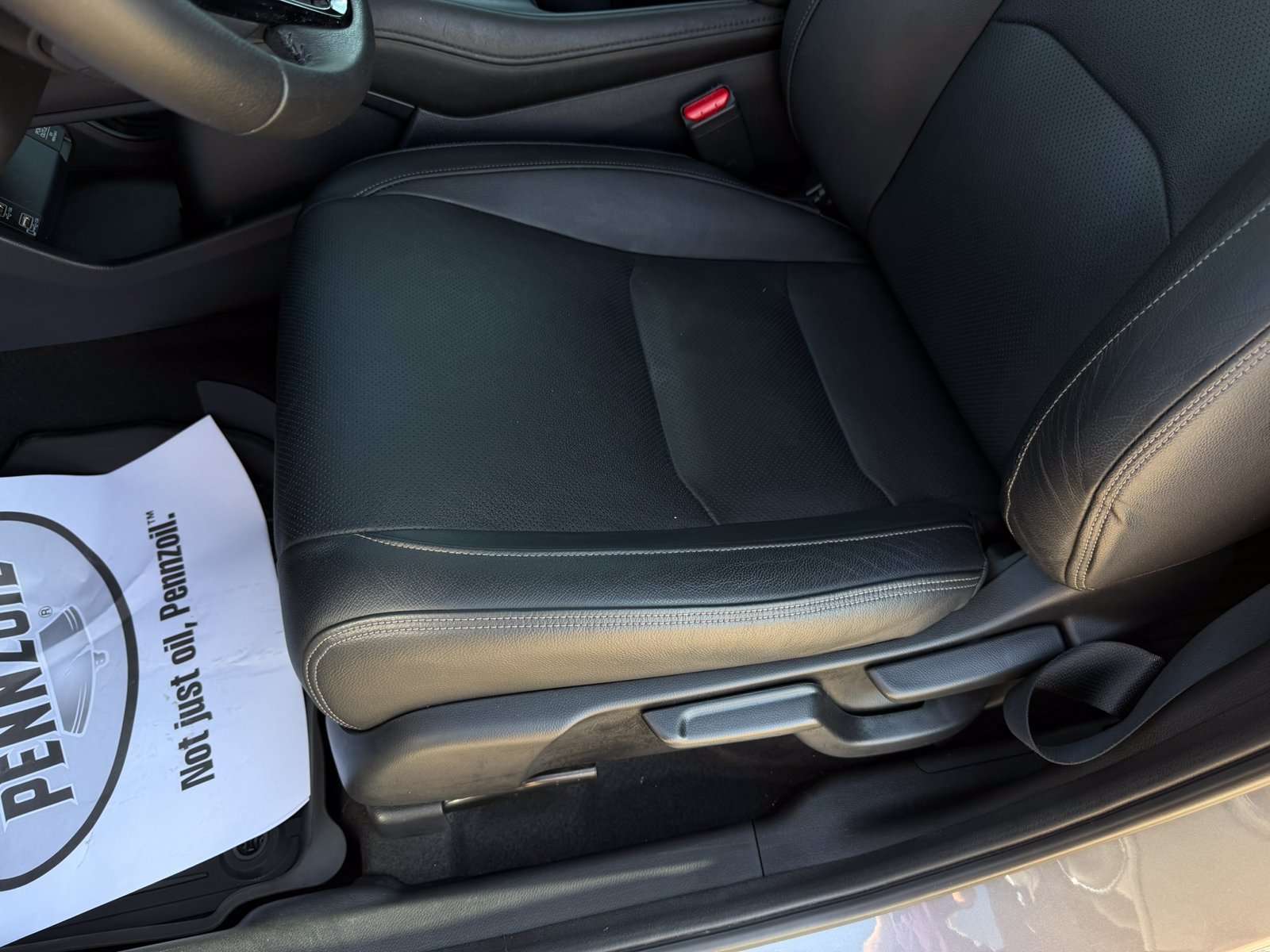 Used 2022 Honda HR-V EX-L image 11