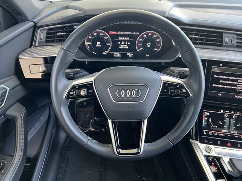 Used 2022 Audi e-tron Chronos AWD/4WD image 27