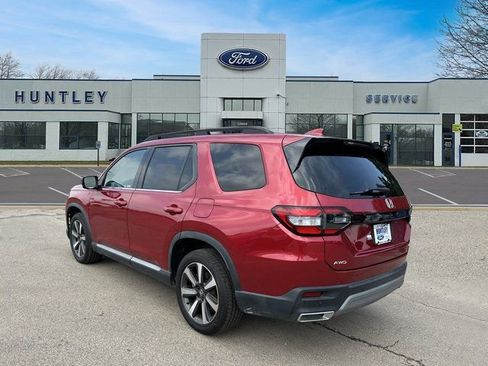 Used 2023 Honda Pilot Elite image 6