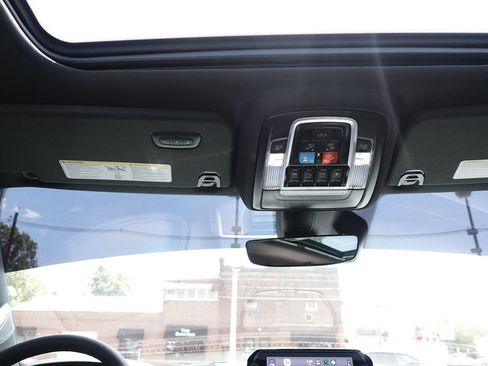 Used 2025 RAM 1500 Laramie w/ Night Edition AWD/4WD image 48