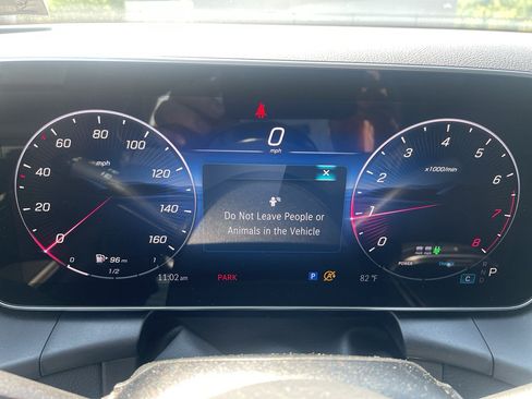 Certified 2025 Mercedes-Benz GLC 300 4MATIC image 14
