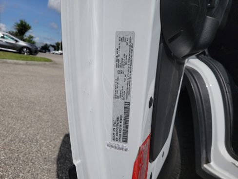 Used 2023 RAM ProMaster 2500 FWD image 27