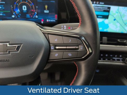Used 2025 Chevrolet Equinox RS w/ Convenience Package III FWD image 32