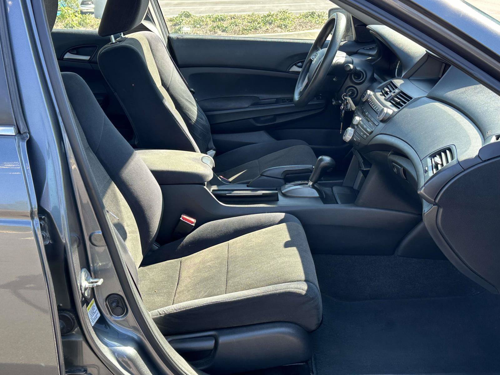 Used 2009 Honda Accord LX image 6