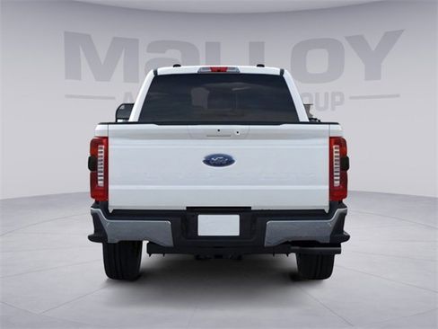 New 2026 Ford F250 Lariat w/ FX4 Off-Road Package image 5