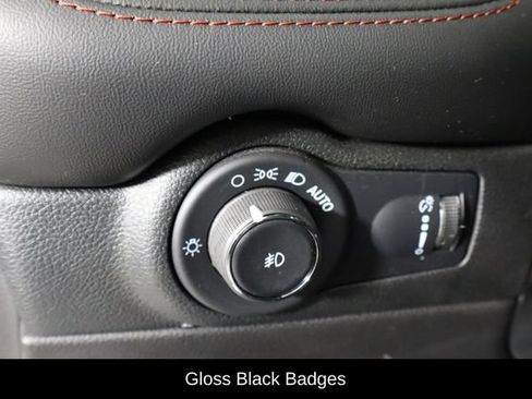 Used 2023 Dodge Durango R/T AWD/4WD image 24
