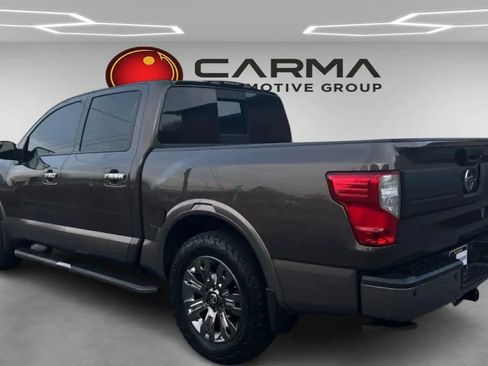 Used 2019 Nissan Titan Platinum Reserve RWD image 3