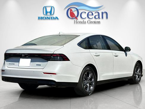 New 2025 Honda Accord EX-L image 5