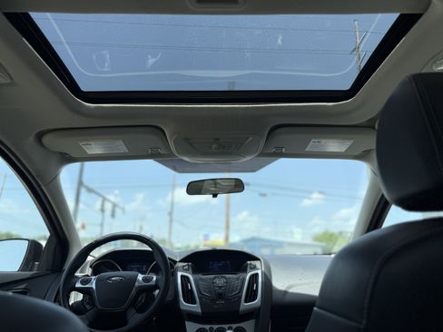 Used 2013 Ford Focus SE FWD image 33