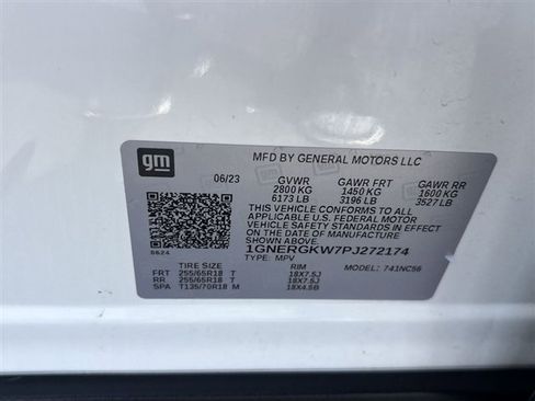 Used 2023 Chevrolet Traverse LT FWD image 32