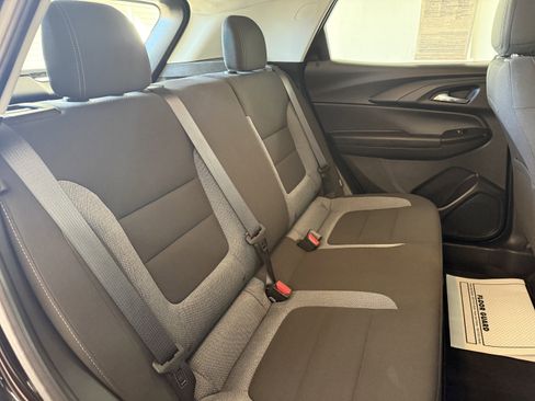 Used 2022 Chevrolet TrailBlazer LS image 30