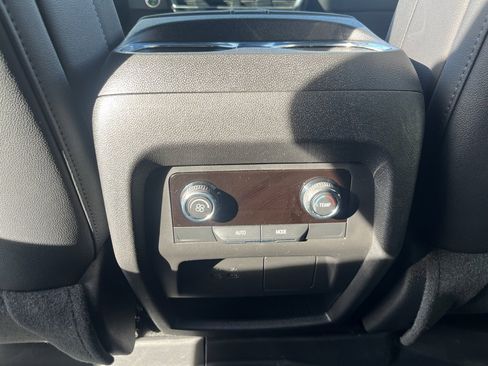 New 2025 Chevrolet Traverse LT w/ LPO, Floor Liner Package image 26