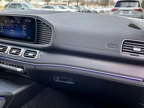 Certified 2024 Mercedes-Benz GLS 450 4MATIC image 16