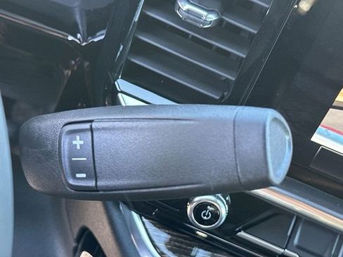 New 2026 GMC Sierra 1500 Elevation image 16