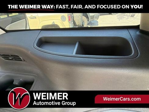 Used 2022 Lincoln Aviator AWD w/ Premium Package image 18
