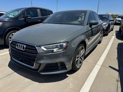 Used 2017 Audi A3 2.0T Premium Plus w/ Premium Plus Package FWD image 2