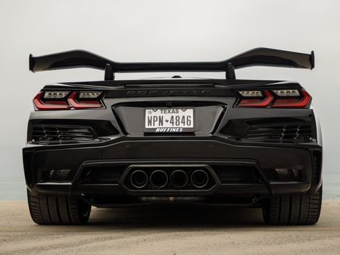 Used 2026 Chevrolet Corvette Z06 RWD image 7