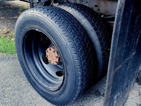 Used 2016 Ford F550 2WD Crew Cab Super Duty image 42