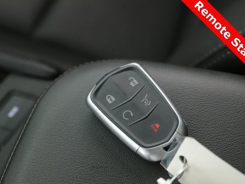 Used 2025 Cadillac XT5 Sportv image 3