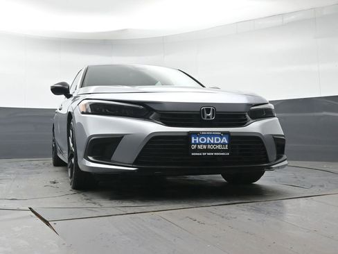 Used 2023 Honda Civic Sport image 29