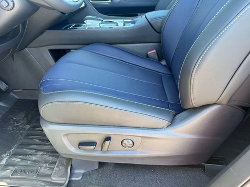 New 2026 INFINITI QX60 Sport image 11