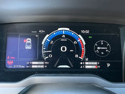 Used 2024 Toyota Tundra Platinum image 15