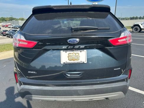 Certified 2023 Ford Edge SEL w/ Convenience Package AWD/4WD image 4
