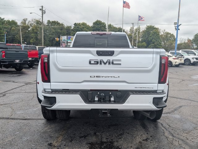 New 2026 GMC Sierra 3500 Denali Ultimate AWD/4WD image 6