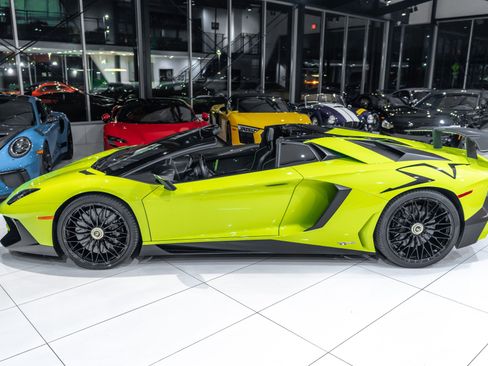 Used 2016 Lamborghini Aventador LP 750-4 Superveloce AWD/4WD image 42