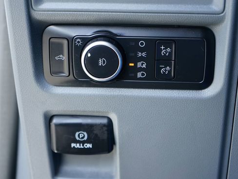 Used 2021 Ford F150 XL w/ Equipment Group 101A High RWD image 19