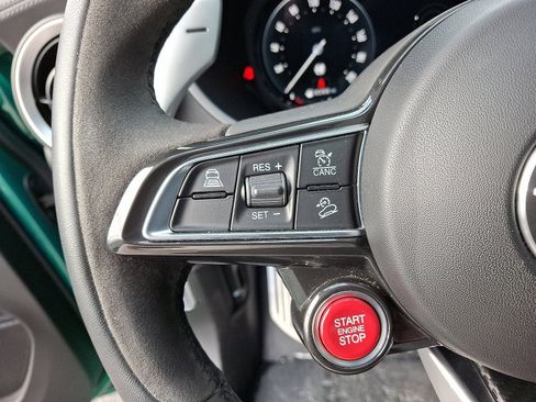 Used 2024 Alfa Romeo Stelvio Quadrifoglio image 22