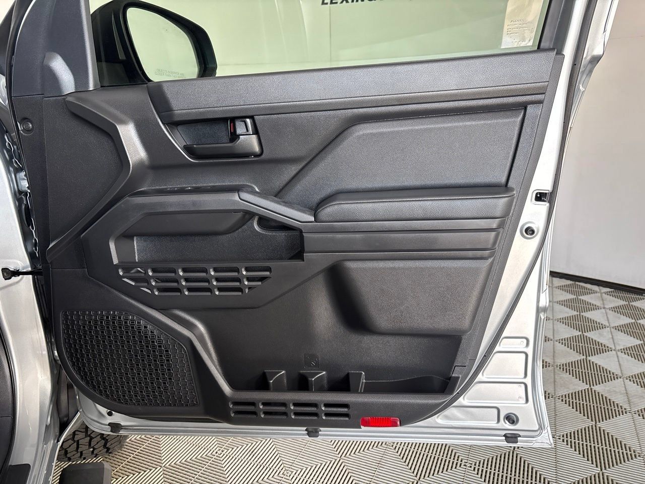 Used 2024 Toyota Tacoma SR RWD image 29