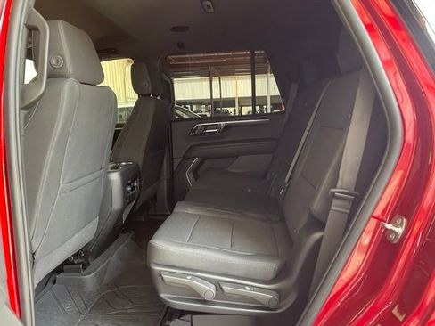 Used 2025 Chevrolet Tahoe LS RWD image 26