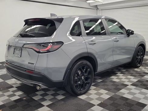 Certified 2025 Honda HR-V Sport image 6
