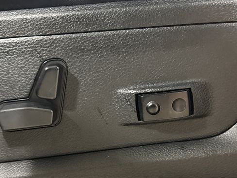 Used 2017 RAM 1500 Sport image 19