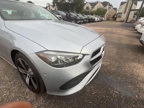 Used 2025 Mercedes-Benz C 300 Sedan image 7