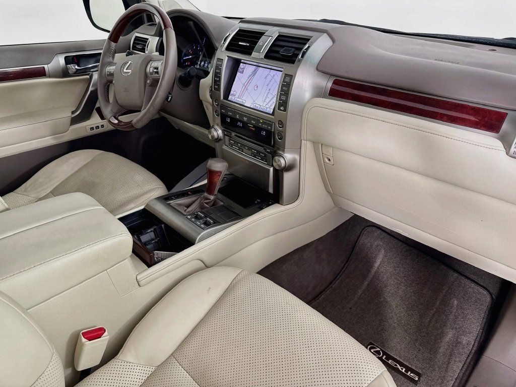 Used 2013 Lexus GX 460 w/ Comfort Plus Pkg AWD/4WD image 38