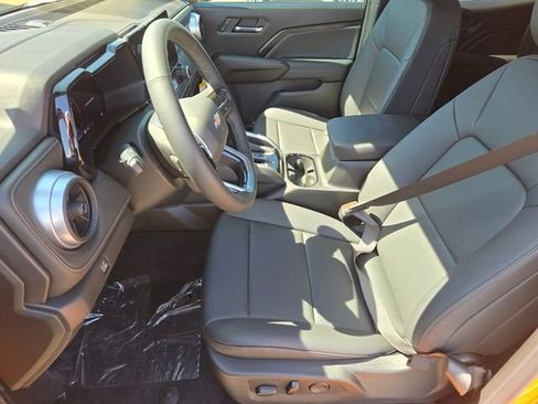 New 2026 Chevrolet Colorado LT w/ LT Convenience Package AWD/4WD image 6