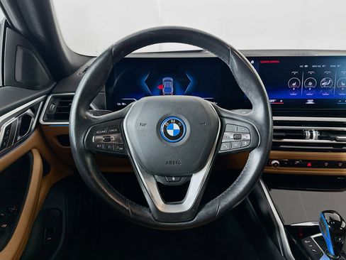 Used 2023 BMW i4 eDrive35 w/ Premium Package RWD image 18