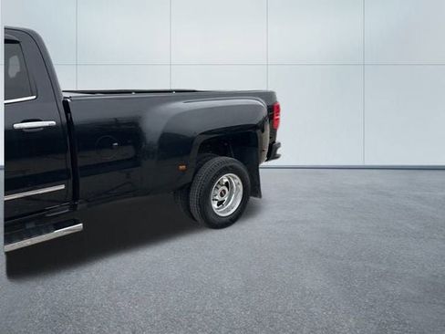 Used 2019 GMC Sierra 3500 Denali w/ Duramax Plus Package image 5